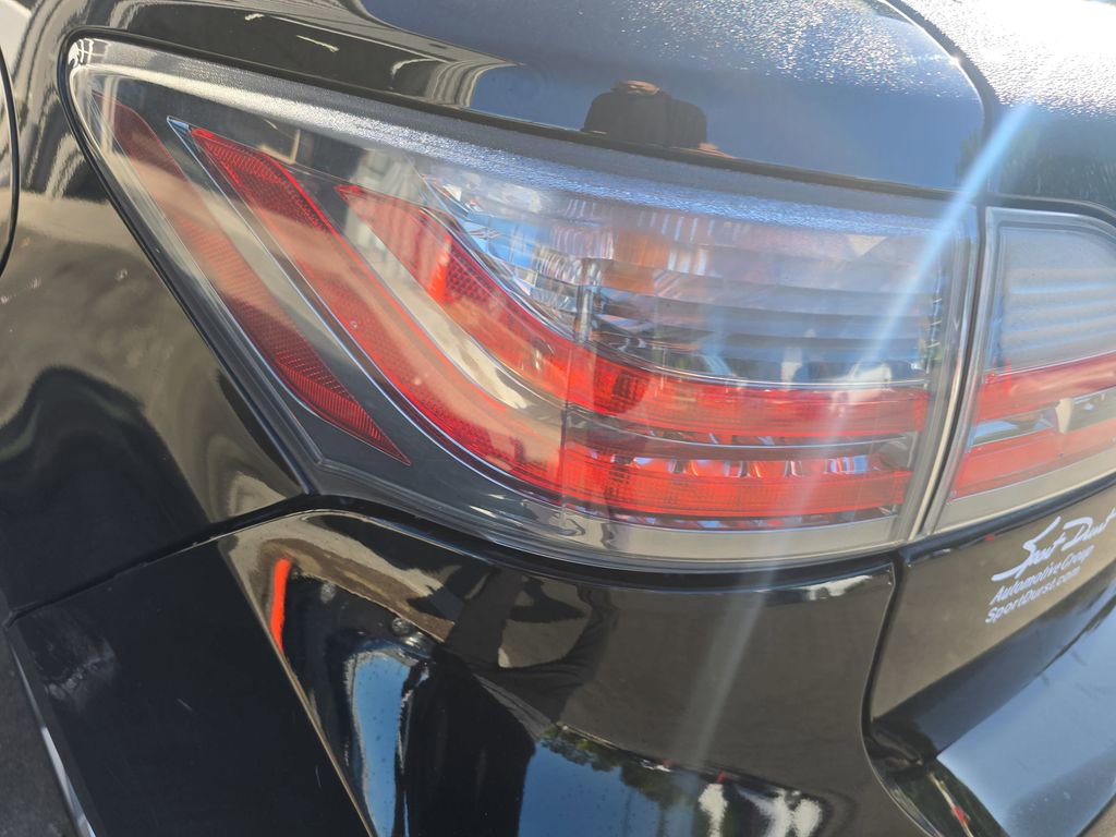 Used 2011 Lexus CT 200h Premium w/ Premium Audio Pkg image 32