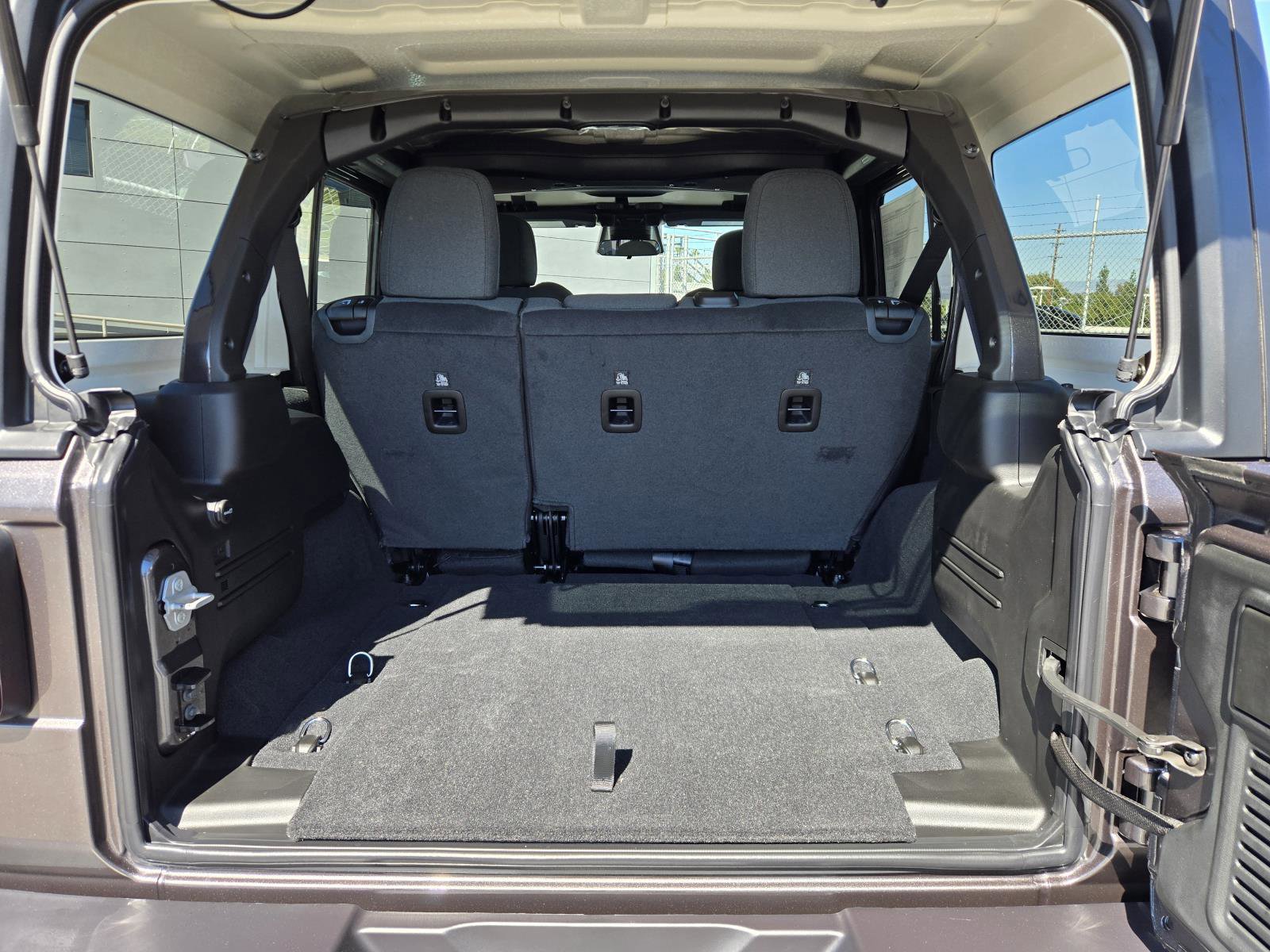 New 2026 Jeep Wrangler Unlimited Sport image 30