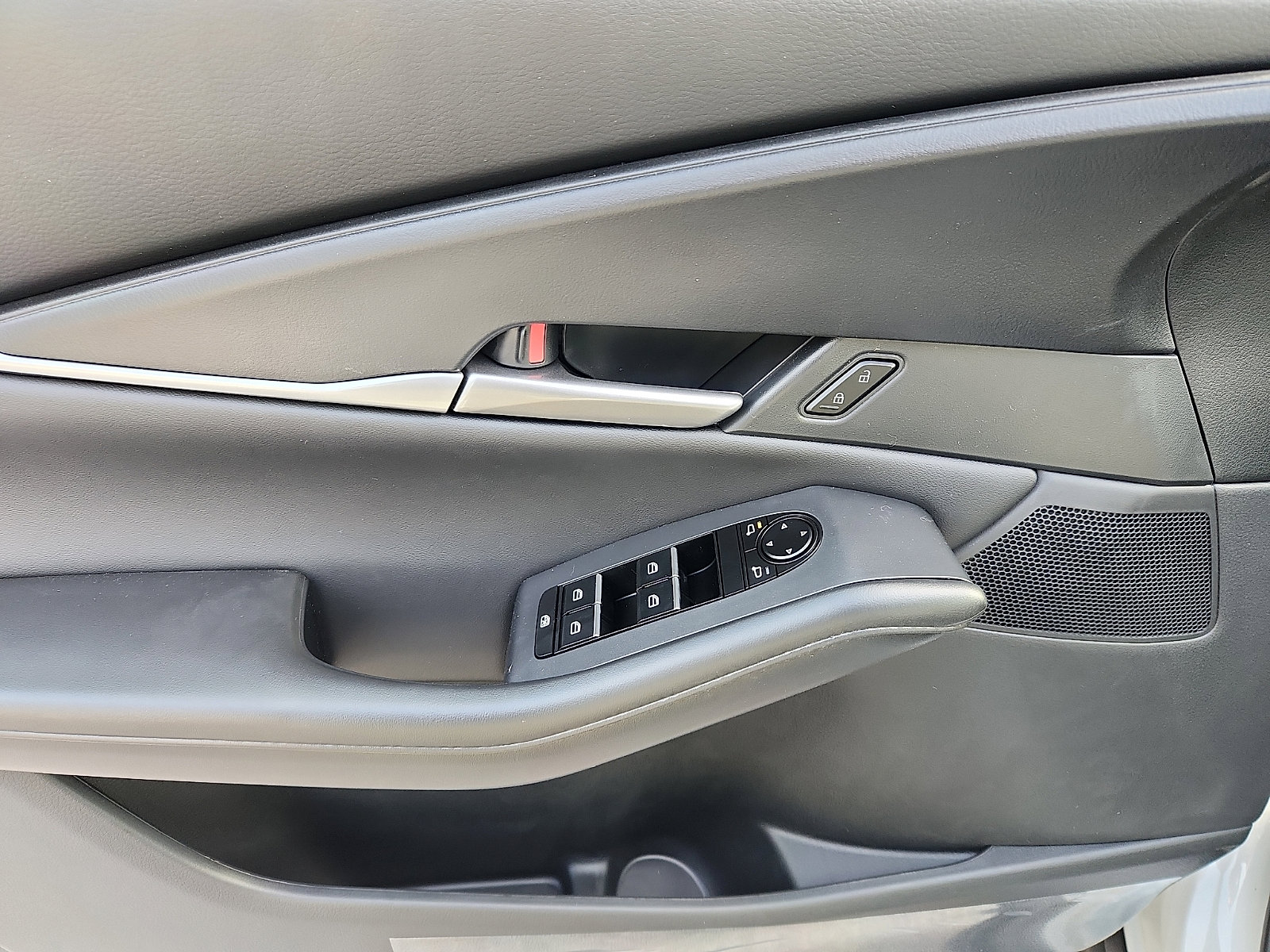 New 2026 MAZDA CX-30 AWD 2.5 S w/ Select Sport Pkg image 10