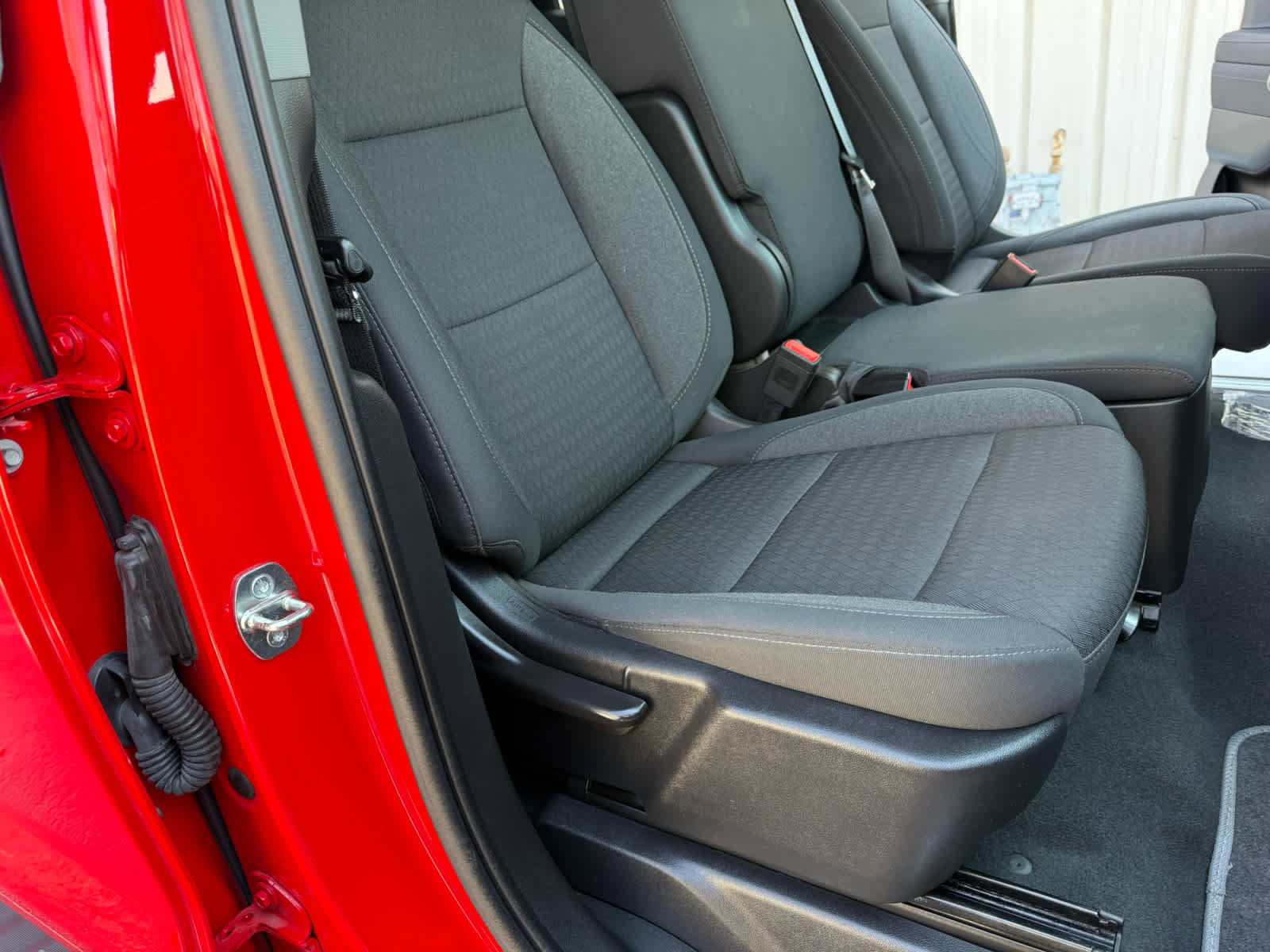 Used 2023 Chevrolet Silverado 1500 LT image 7