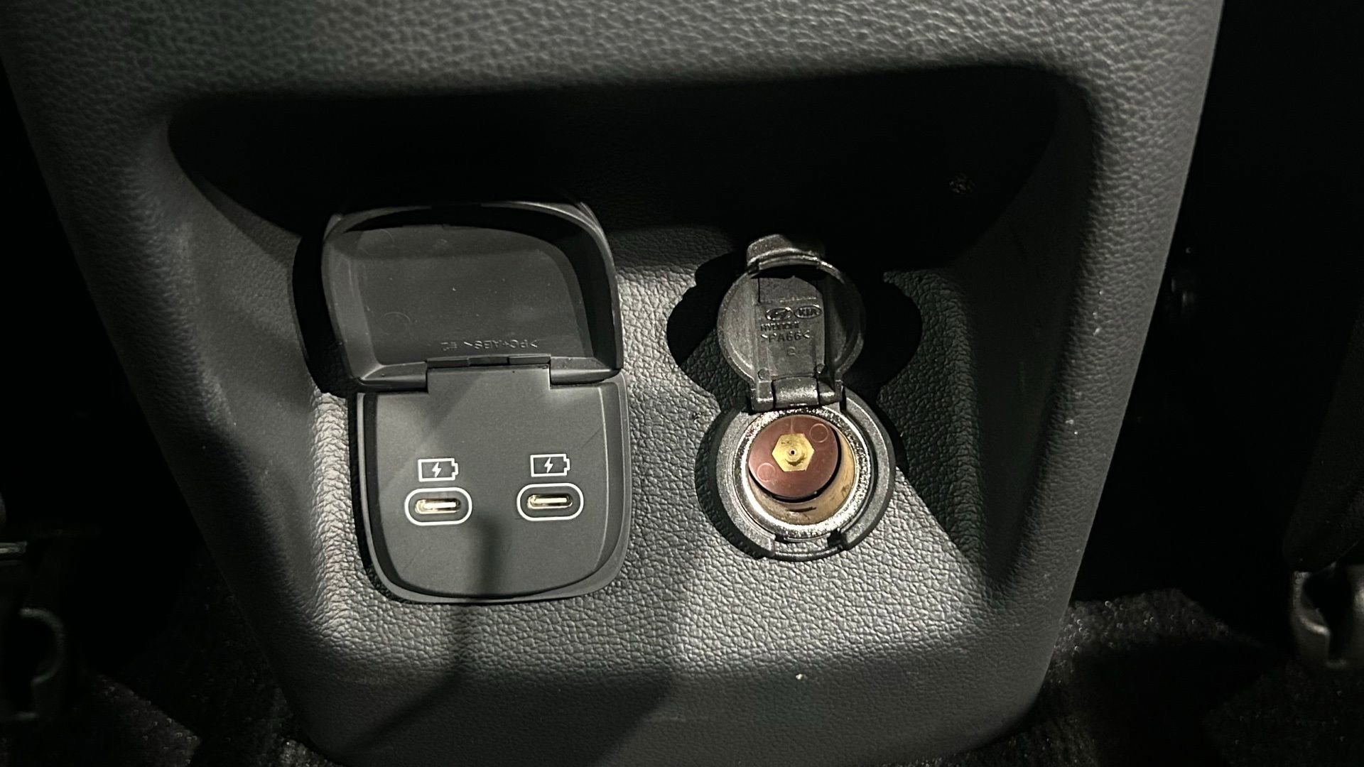 Used 2025 Genesis GV80 2.5T Standard AWD/4WD image 85