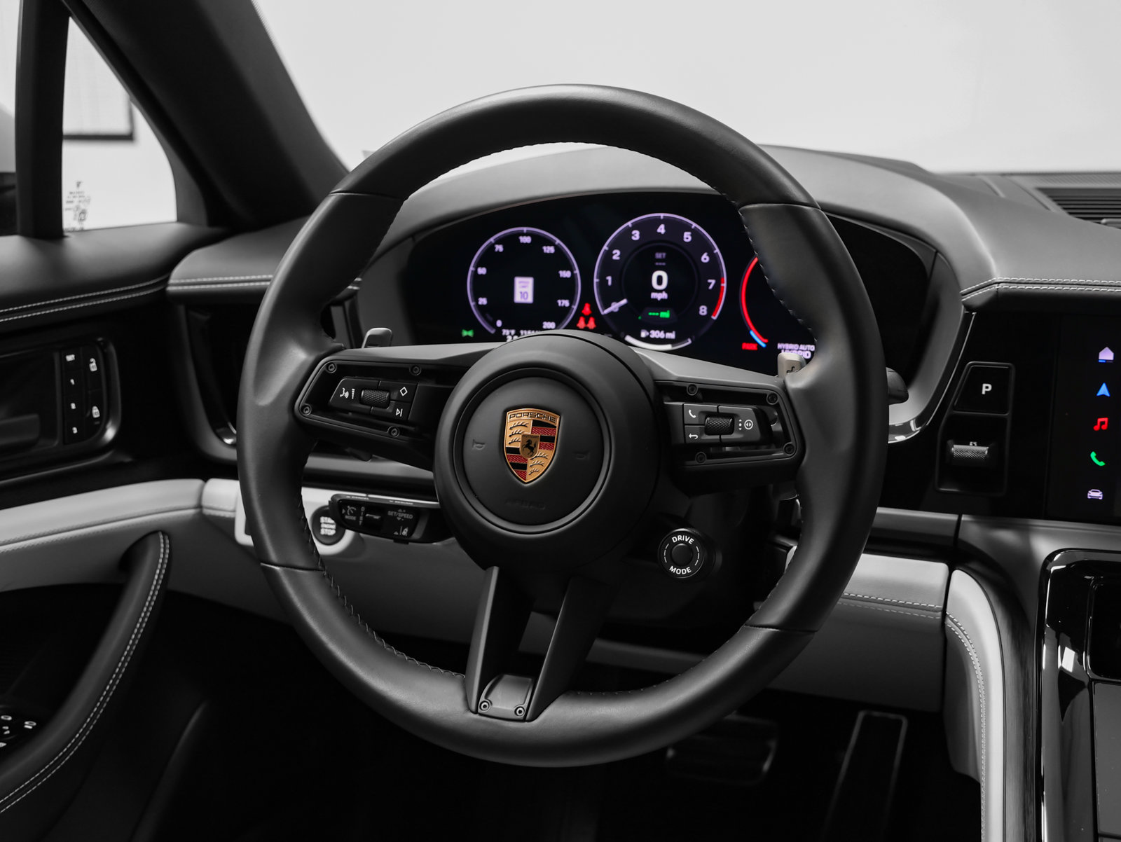 Certified 2026 Porsche Panamera 4 E-Hybrid AWD/4WD image 34