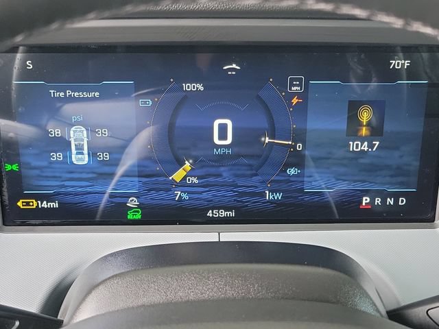 Used 2027 Chevrolet Bolt LT w/ Comfort Package FWD image 10