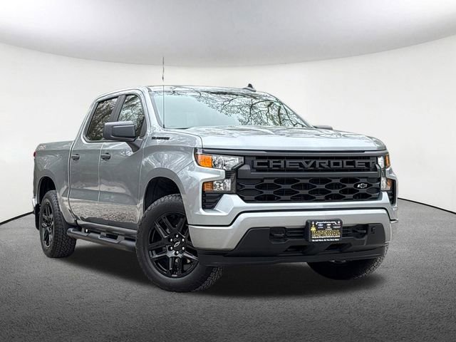 Used 2024 Chevrolet Silverado 1500 Custom AWD/4WD image 2
