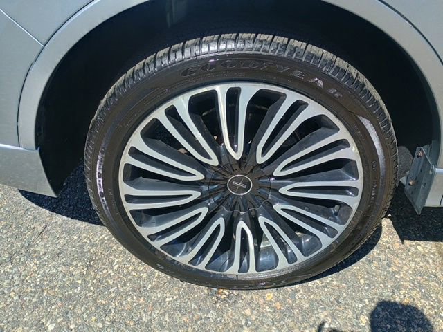 Used 2020 Lincoln Aviator Black Label w/ Dynamic Handling Package AWD/4WD image 11
