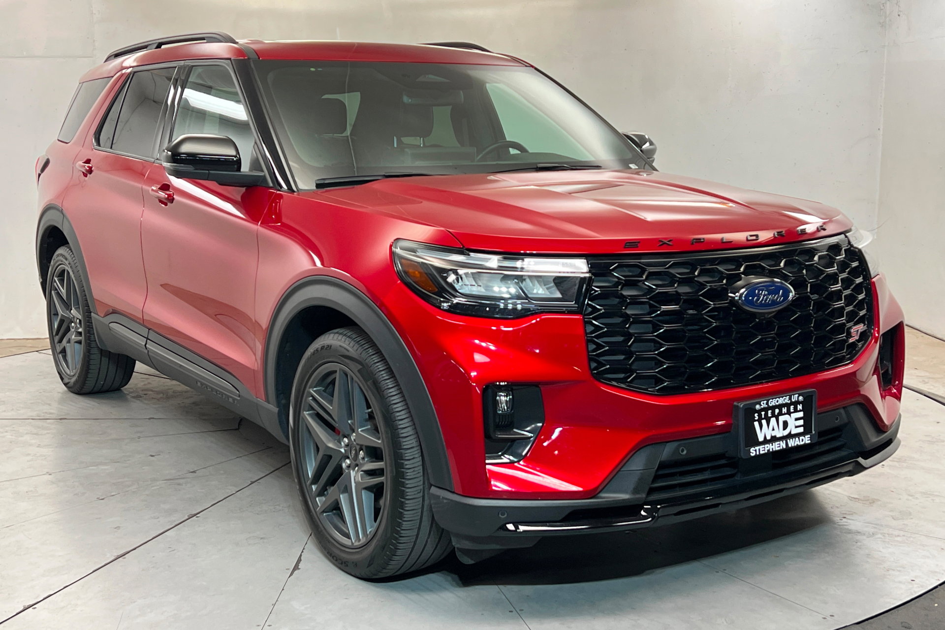 Used 2025 Ford Explorer ST w/ Sun And Sound Package AWD/4WD image 8