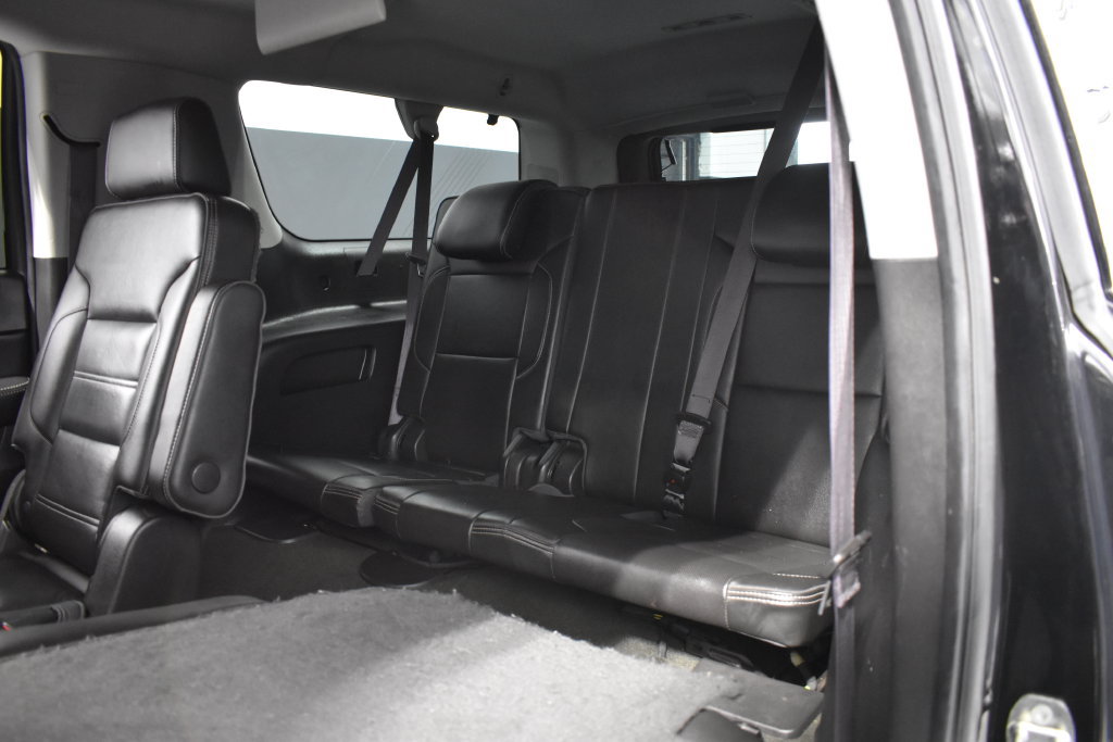 Used 2017 GMC Yukon XL Denali w/ Open Road Package AWD/4WD image 39