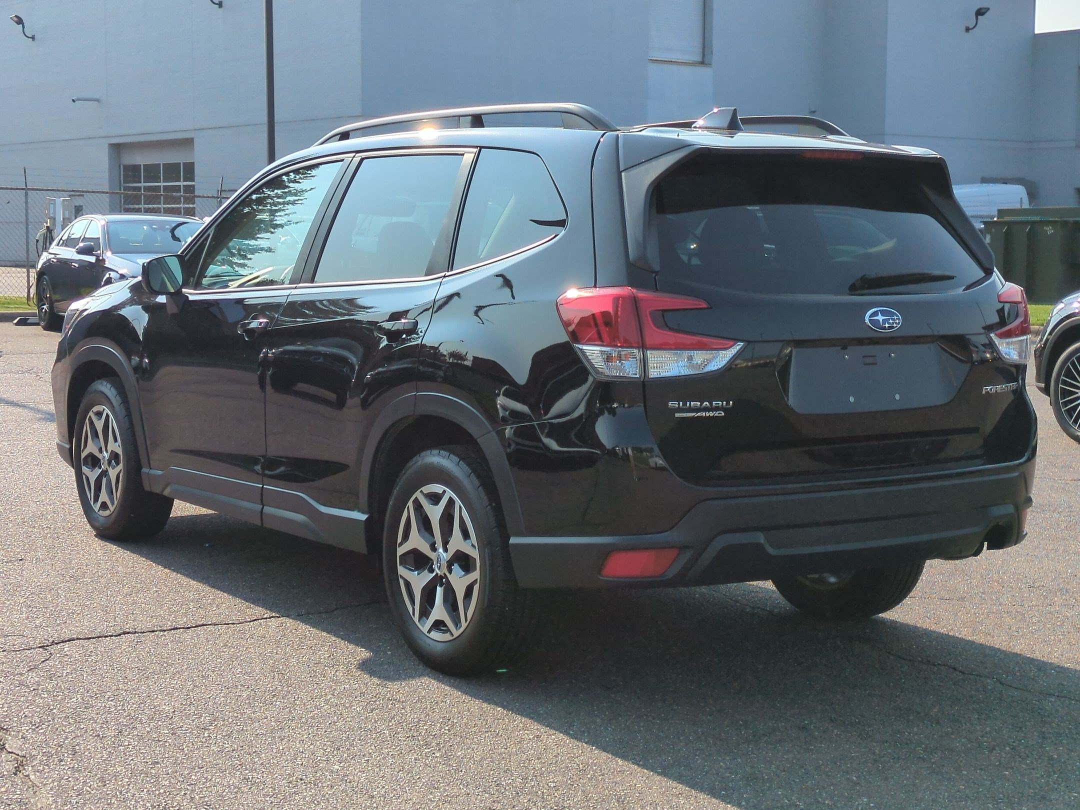 Used 2021 Subaru Forester Premium AWD/4WD image 4