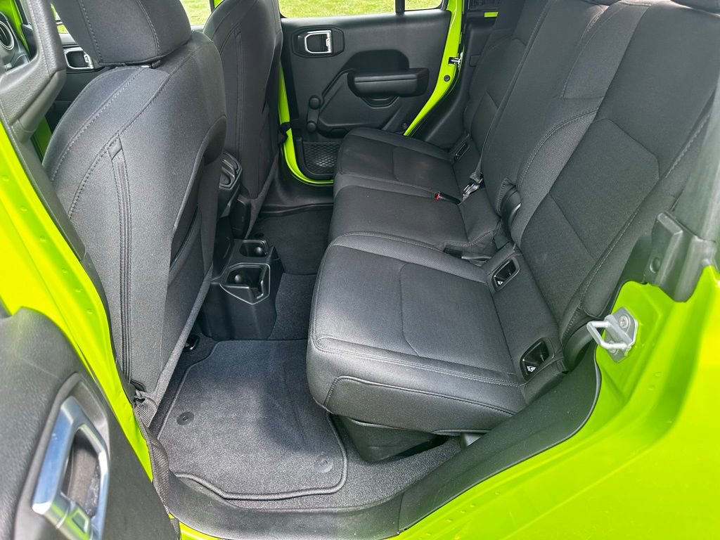Used 2021 Jeep Gladiator Sport image 10