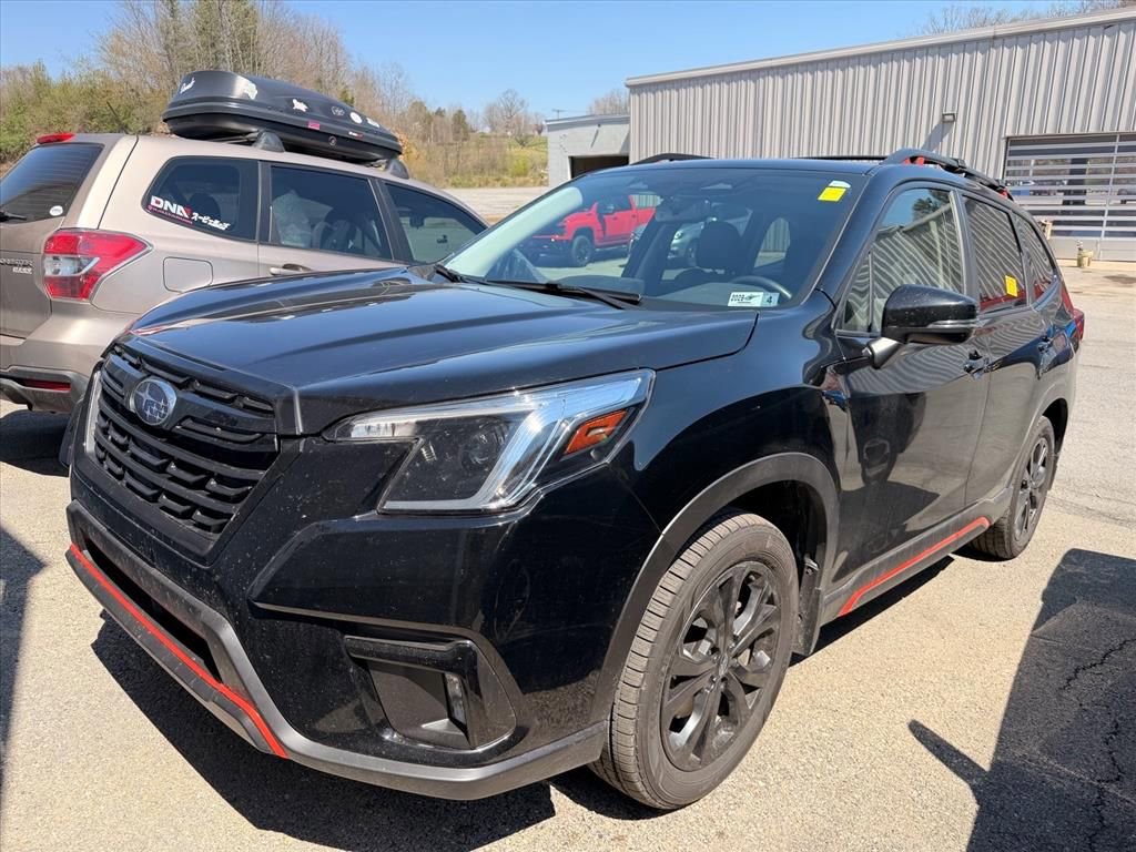 Used 2023 Subaru Forester Sport image 2