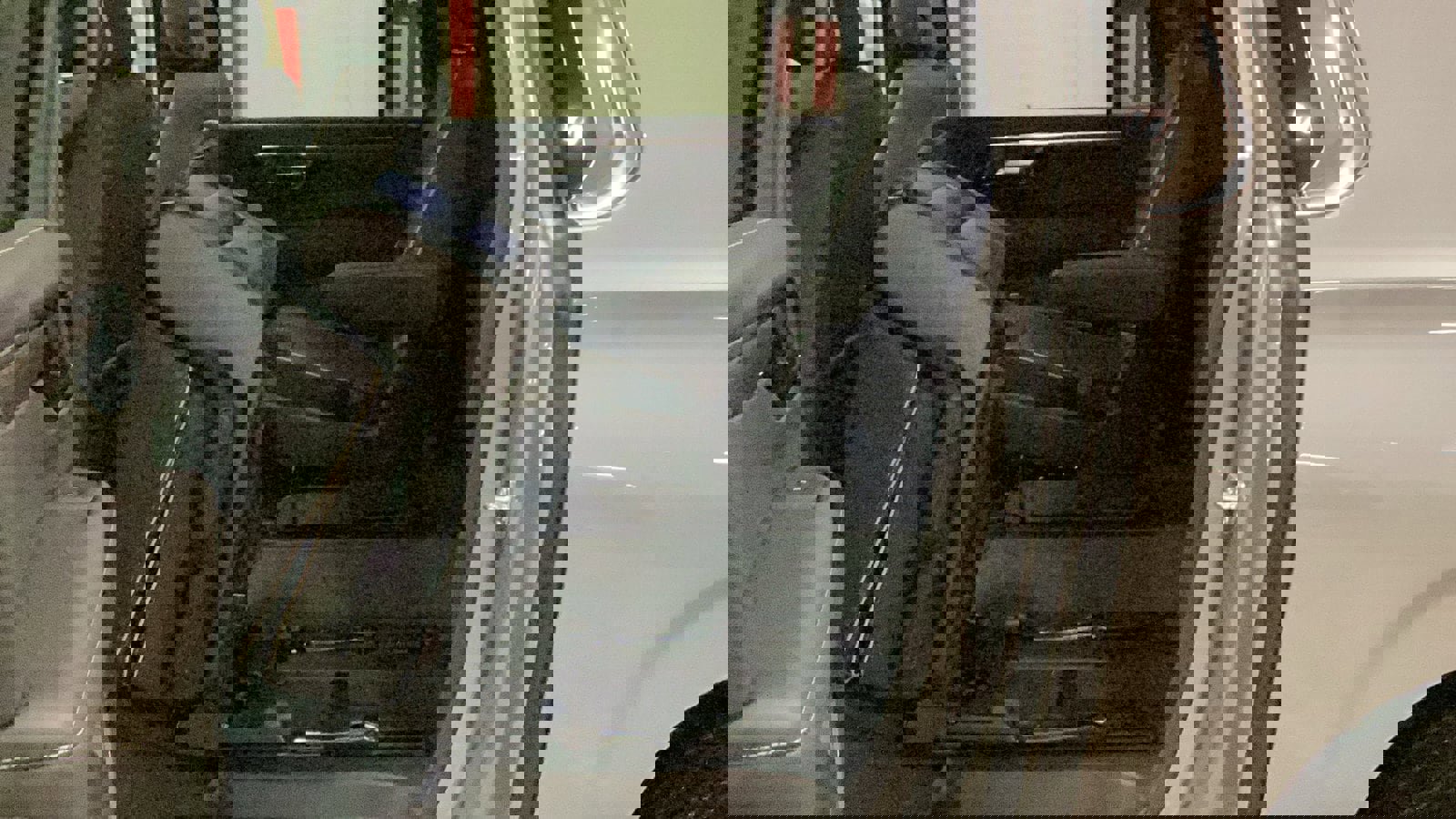 New 2026 Chevrolet Suburban Premier image 10