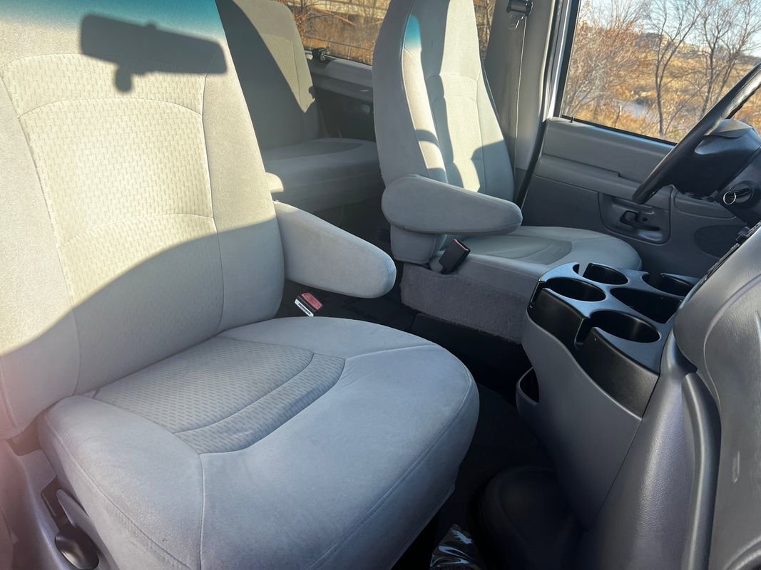 Used 2007 Ford E-350 and Econoline 350 XLT image 18