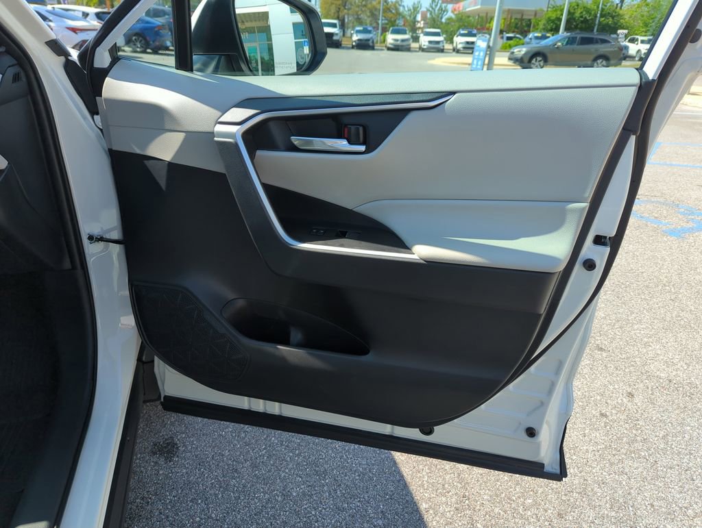 Used 2024 Toyota RAV4 XLE w/ Convenience Package FWD image 35