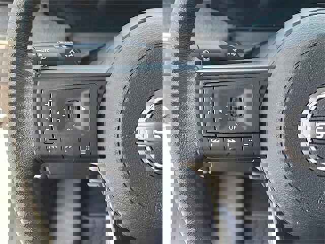 Certified 2025 Nissan Kicks SV w/ Illumination Package image 13