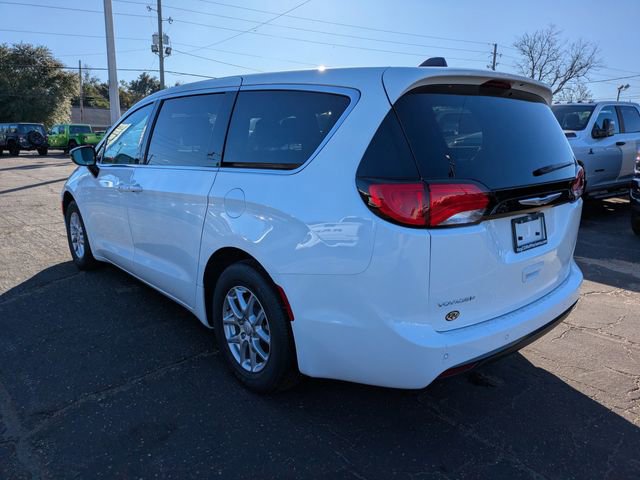 New 2026 Chrysler Voyager LX FWD image 6