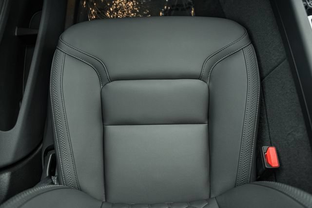 New 2026 Volvo XC60 T8 Plus w/ Protection Package Premier AWD/4WD image 31