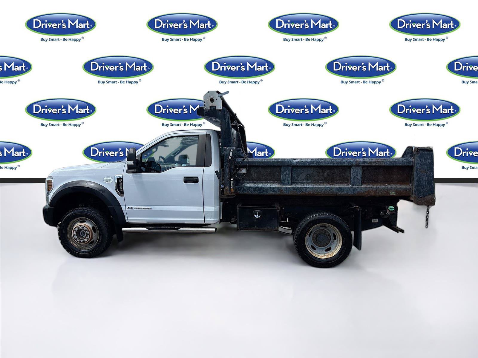 Used 2019 Ford F550 4x4 Regular Cab Super Duty image 4