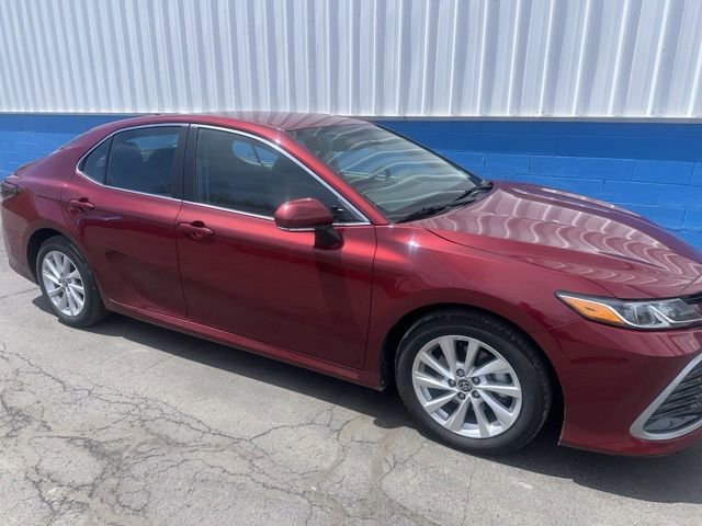 Used 2022 Toyota Camry LE w/ Cold Weather Package AWD/4WD image 2