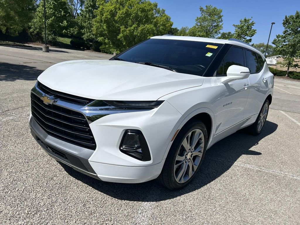 Used 2019 Chevrolet Blazer Premier w/ Sun and Wheels Package AWD/4WD image 3