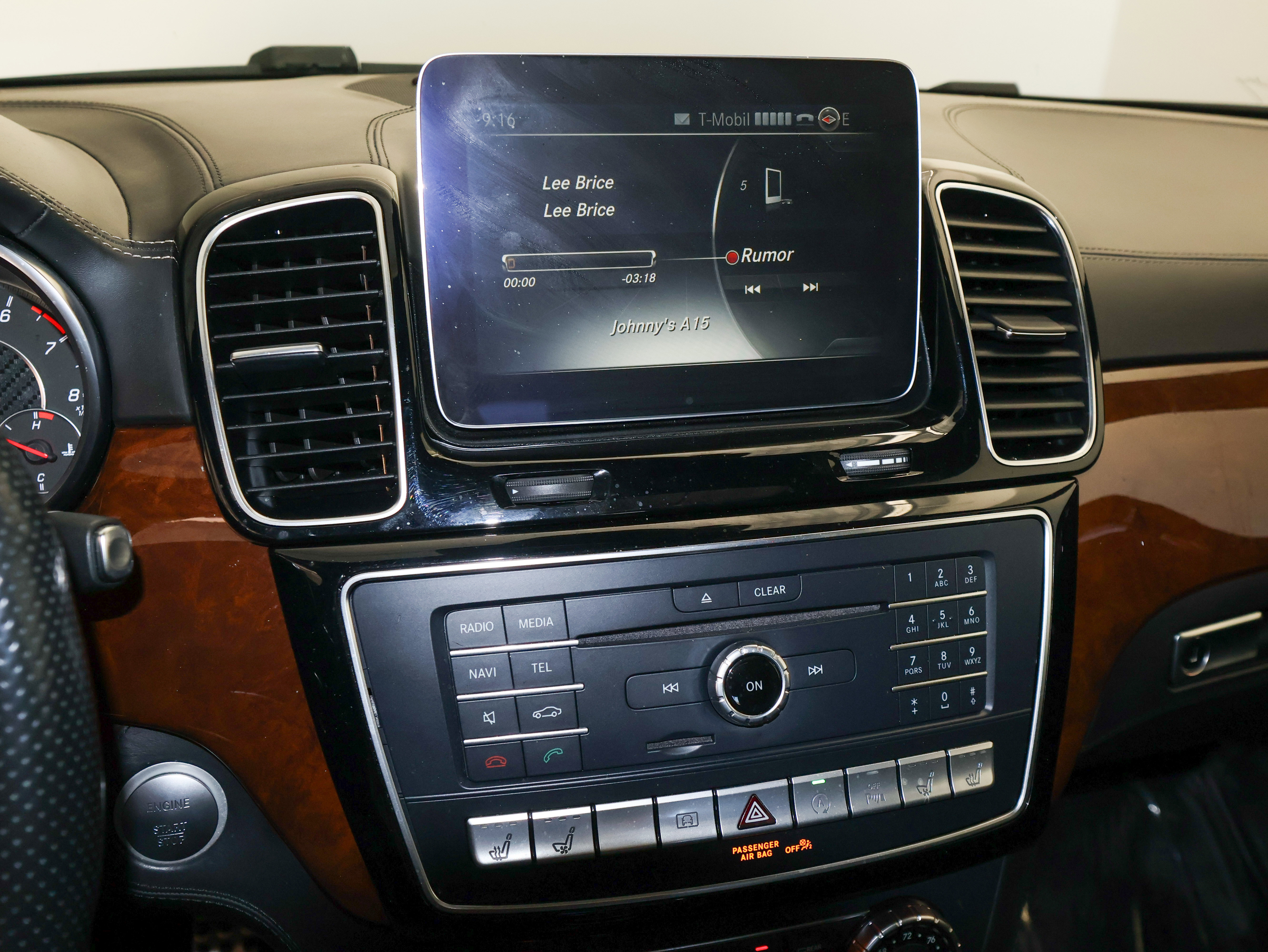 Used 2017 Mercedes-Benz GLE 63 AMG 4MATIC image 33