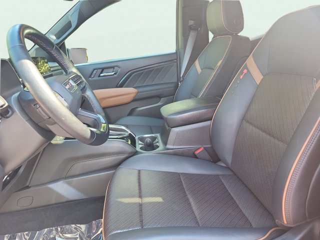Used 2024 GMC Canyon AT4 w/ AT4 Premium Package AWD/4WD image 27