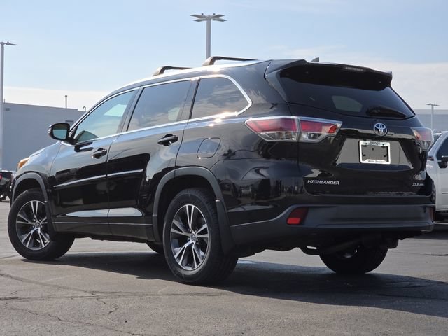 Used 2016 Toyota Highlander XLE w/ Protection Package #3 AWD/4WD image 14