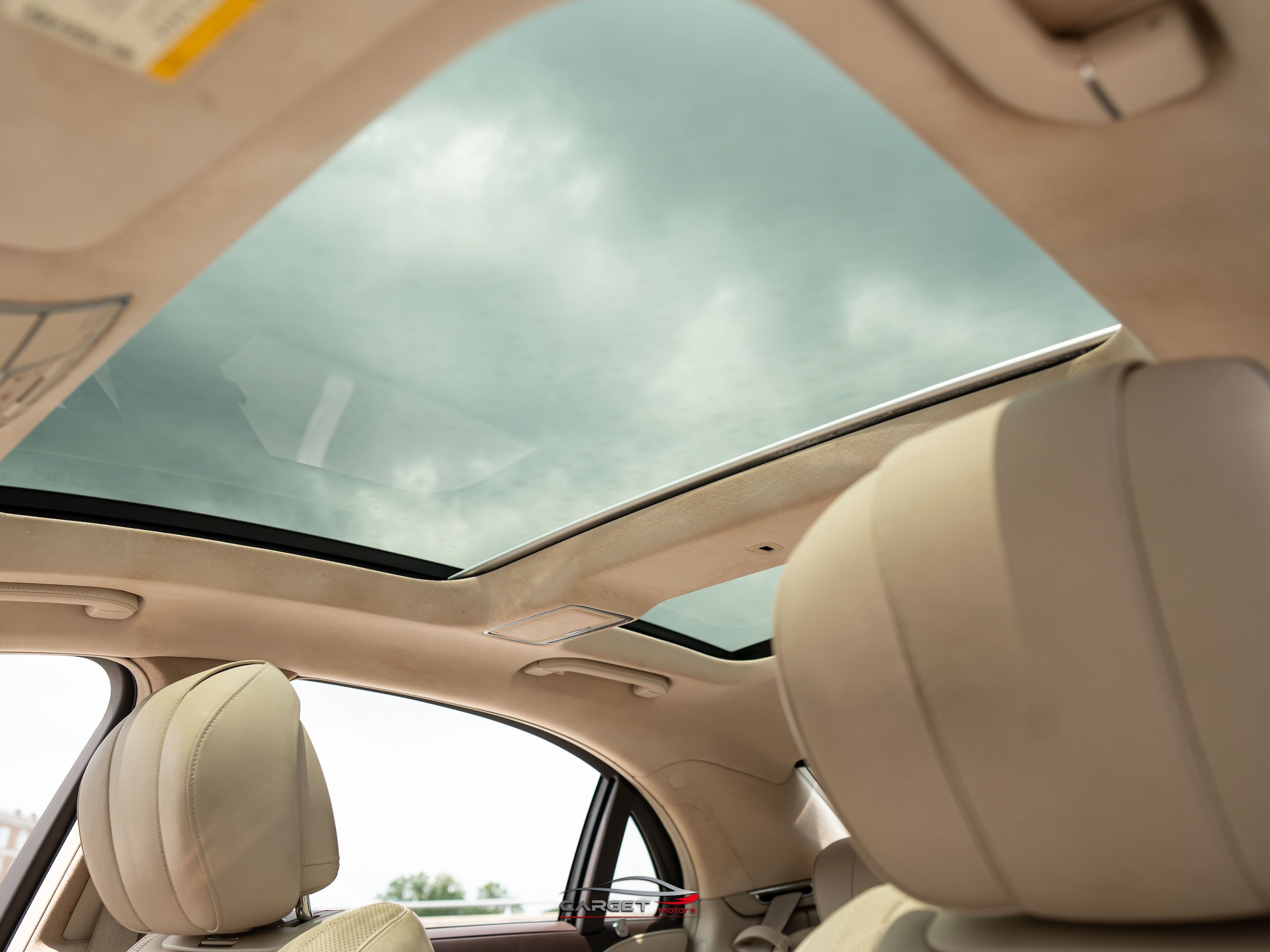 Used 2015 Mercedes-Benz S 550 4MATIC Sedan image 37