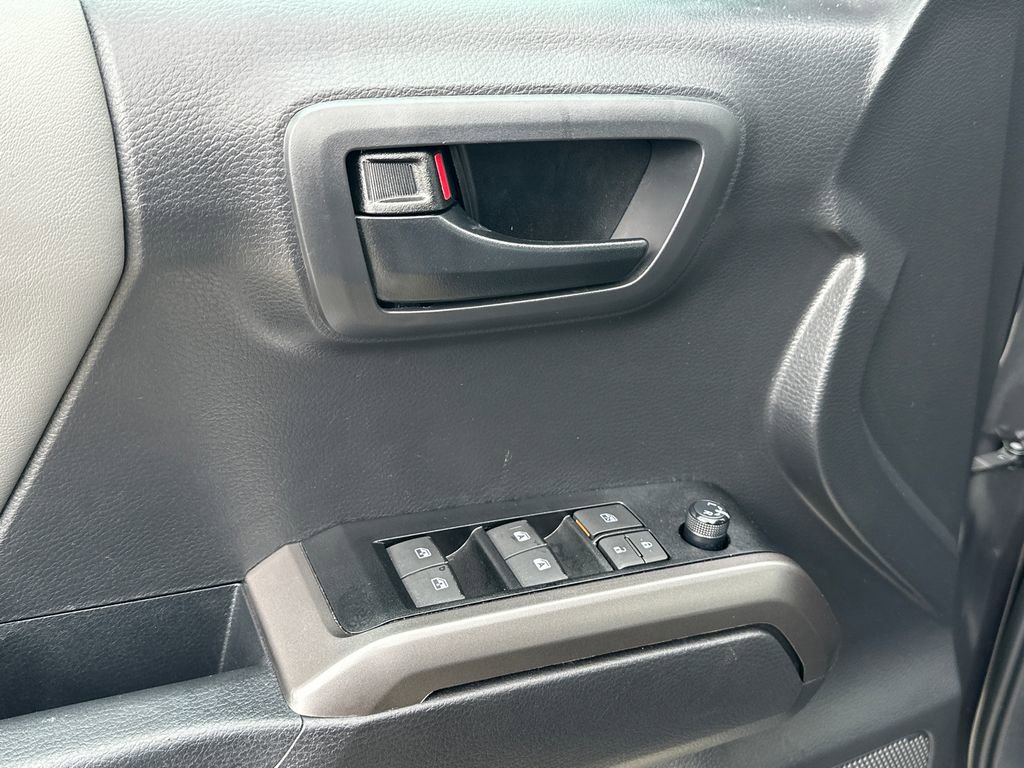 Used 2023 Toyota Tacoma SR5 w/ Technology Package image 17