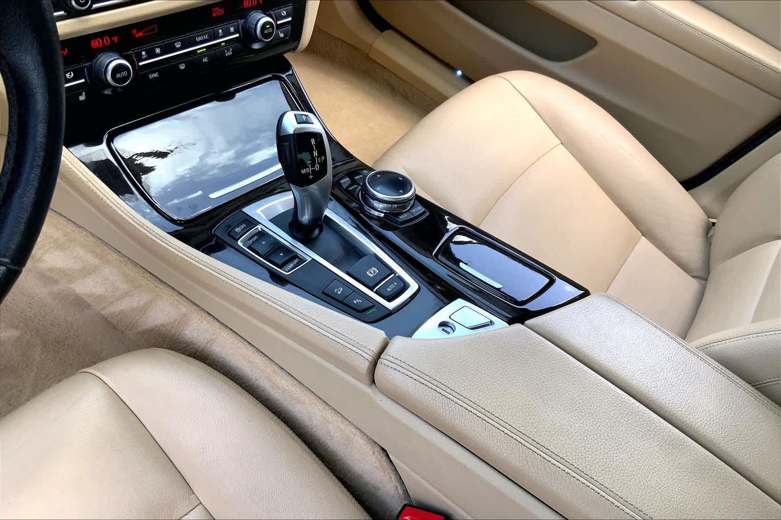 Used 2014 BMW 535i xDrive Sedan AWD/4WD image 17