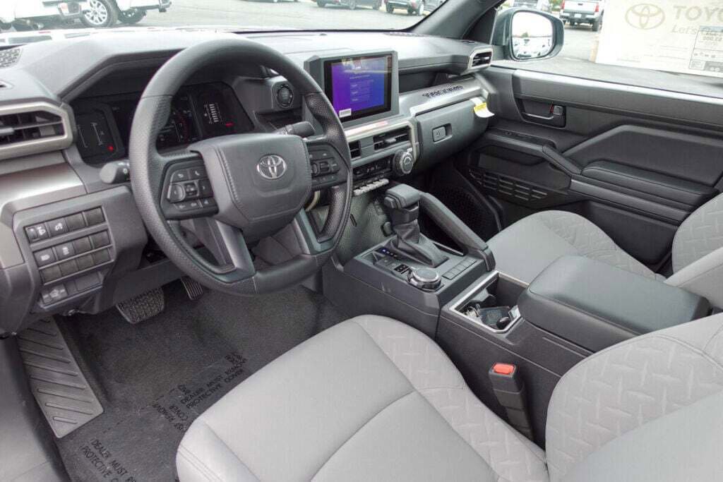 New 2025 Toyota Tacoma SR5 image 10