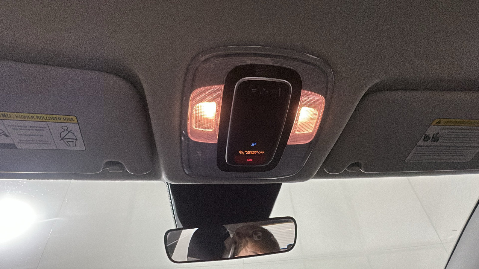 Certified 2025 Hyundai Kona SE AWD/4WD image 30