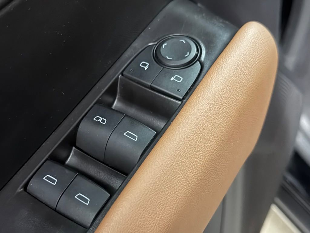 Used 2024 GMC Canyon AT4 w/ AT4 Premium Package image 27