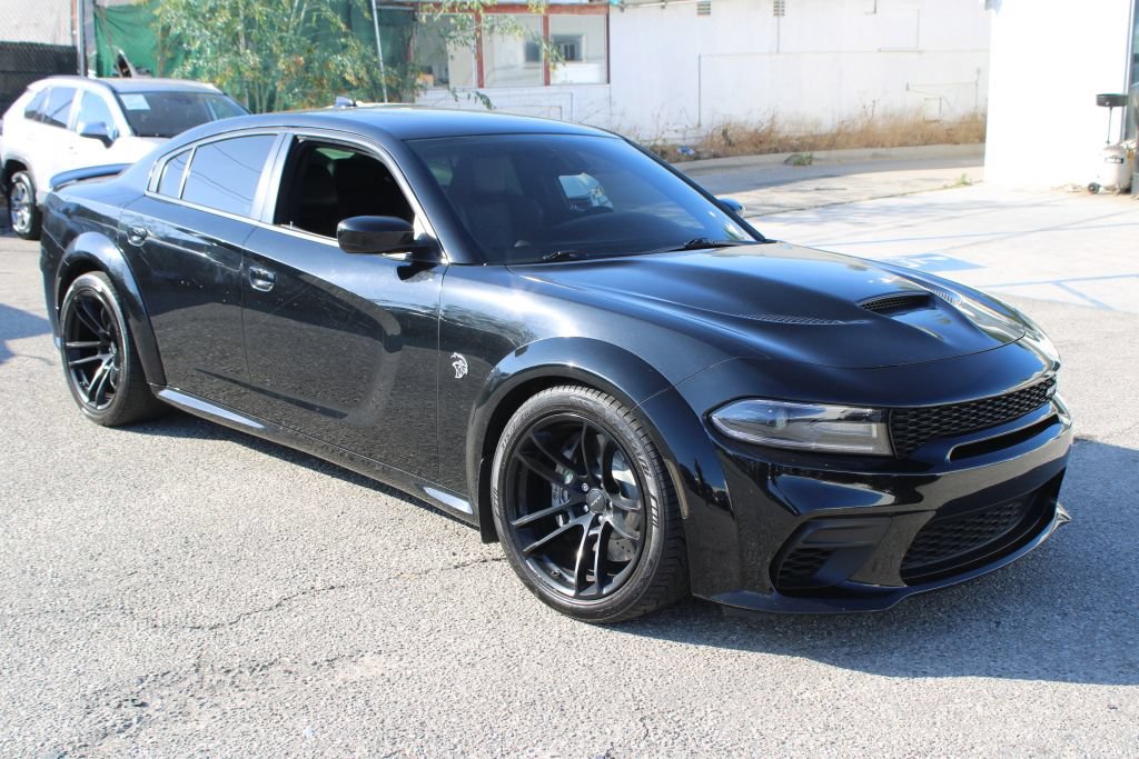 Used 2020 Dodge Charger SRT Hellcat w/ Navigation & Travel Group RWD image 3