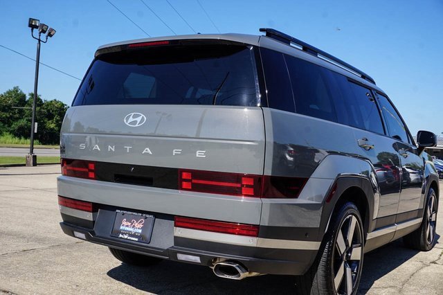 Used 2025 Hyundai Santa Fe Limited image 5