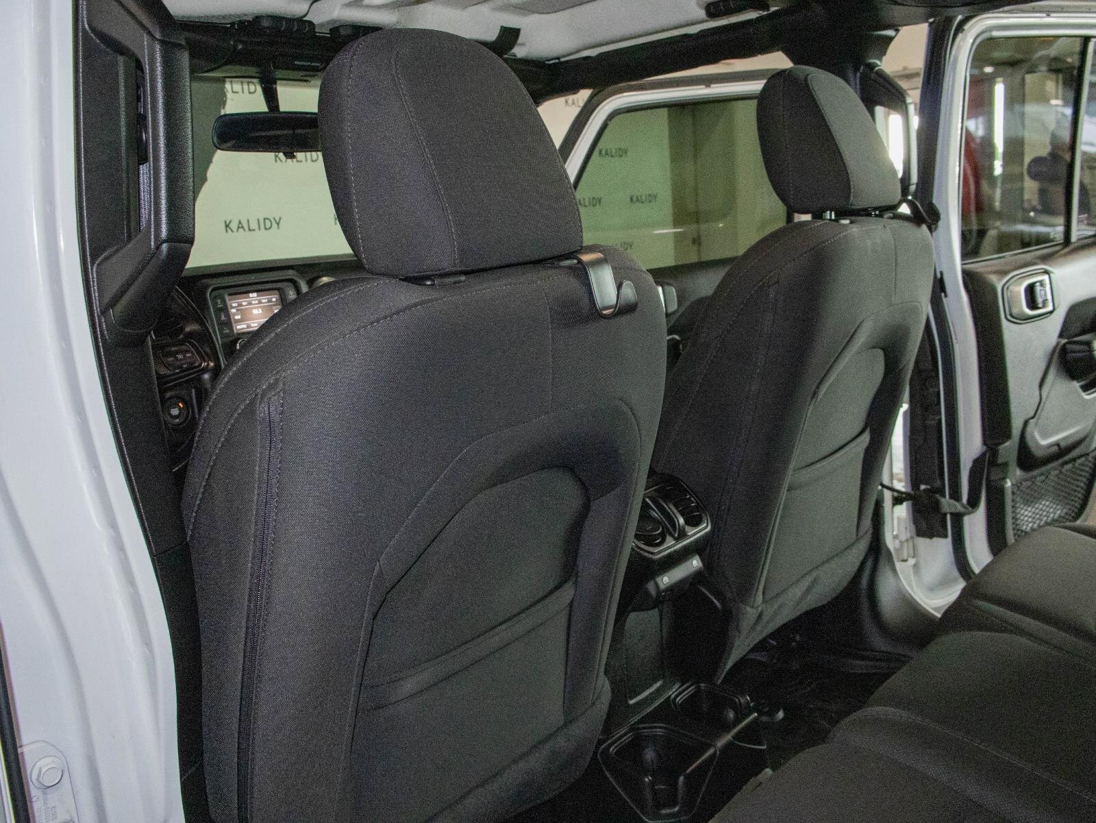 Used 2020 Jeep Wrangler Unlimited Sport S image 9