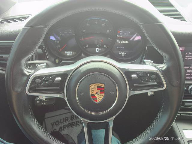Used 2020 Porsche Macan AWD/4WD image 10