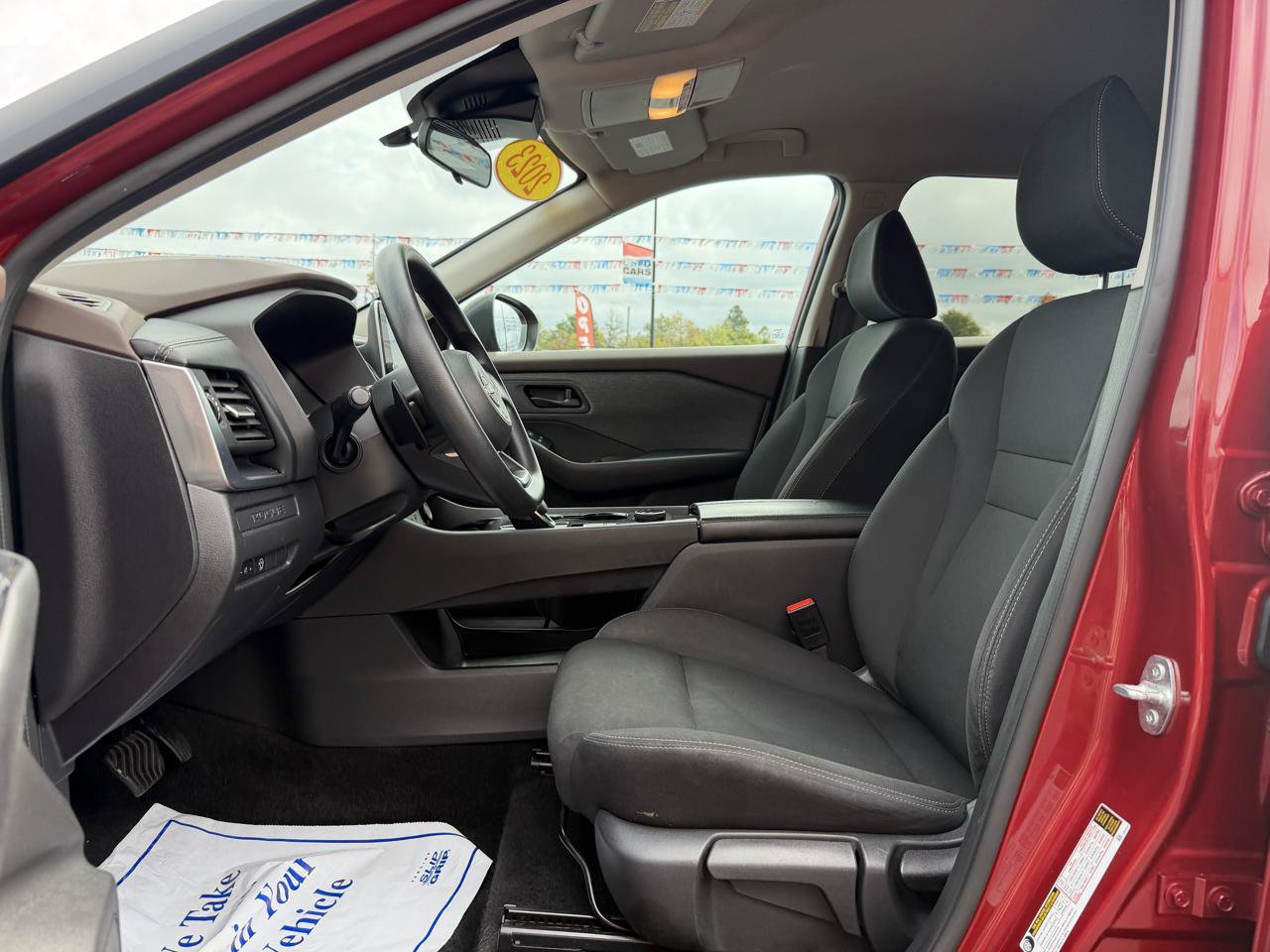 Used 2023 Nissan Rogue S AWD/4WD image 14