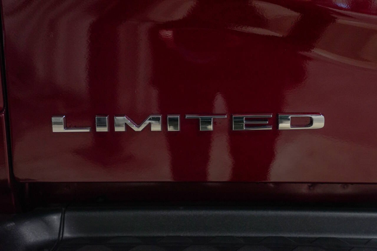 Used 2024 RAM 3500 Limited AWD/4WD image 24