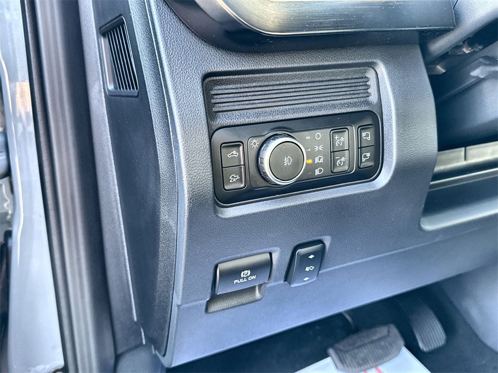 New 2026 Ford F250 Lariat image 16