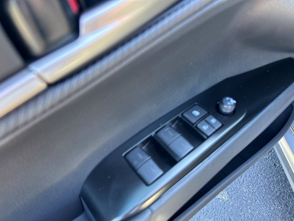 New 2026 Toyota Camry SE w/ Convenience Package FWD image 11