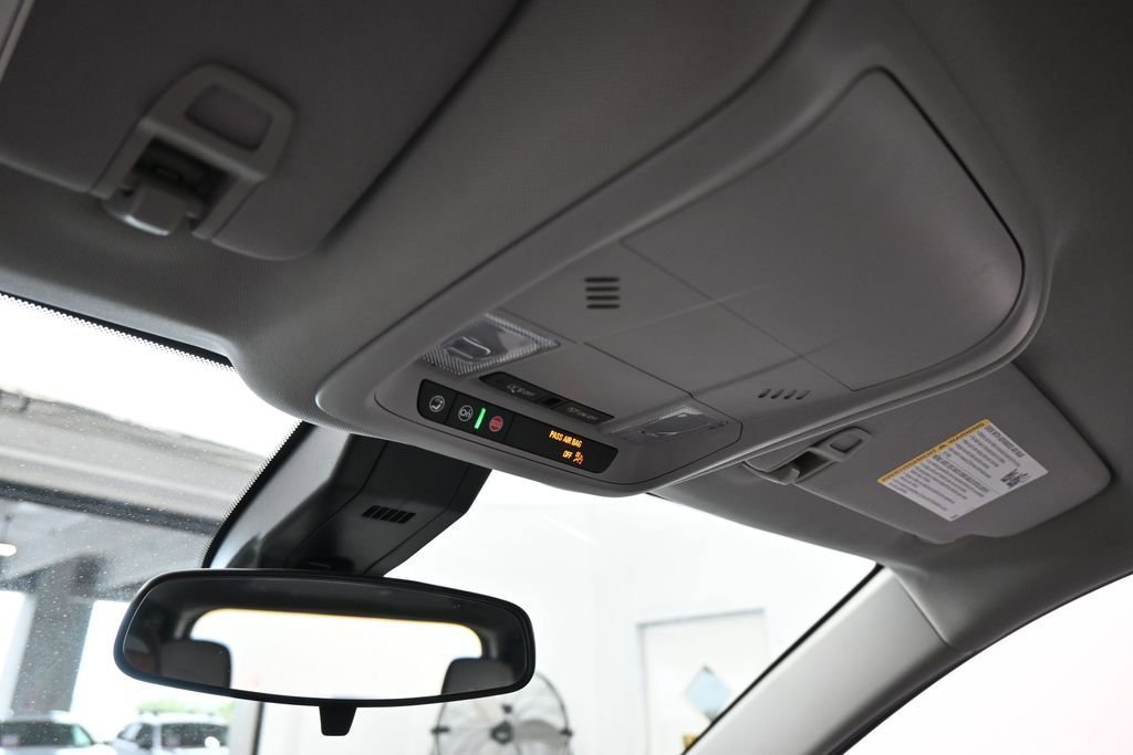 Used 2024 Chevrolet Equinox LS FWD image 21