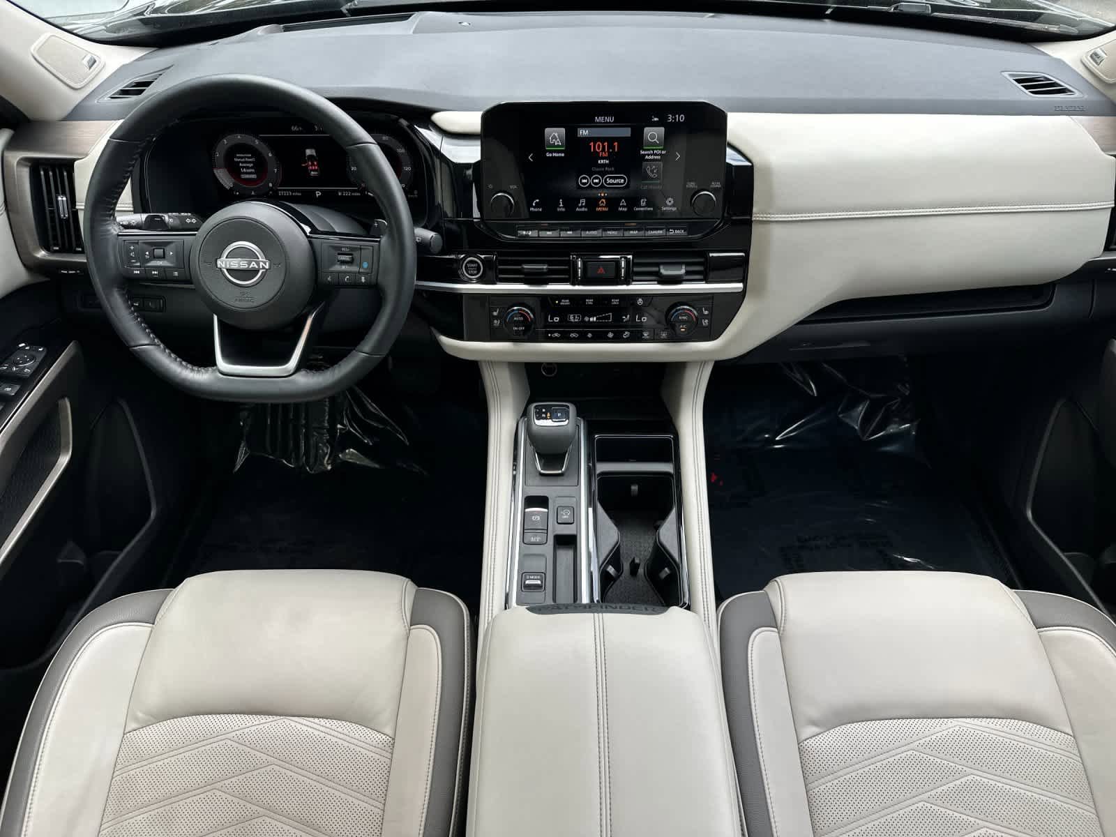 Used 2022 Nissan Pathfinder Platinum w/ Cargo Package FWD image 3