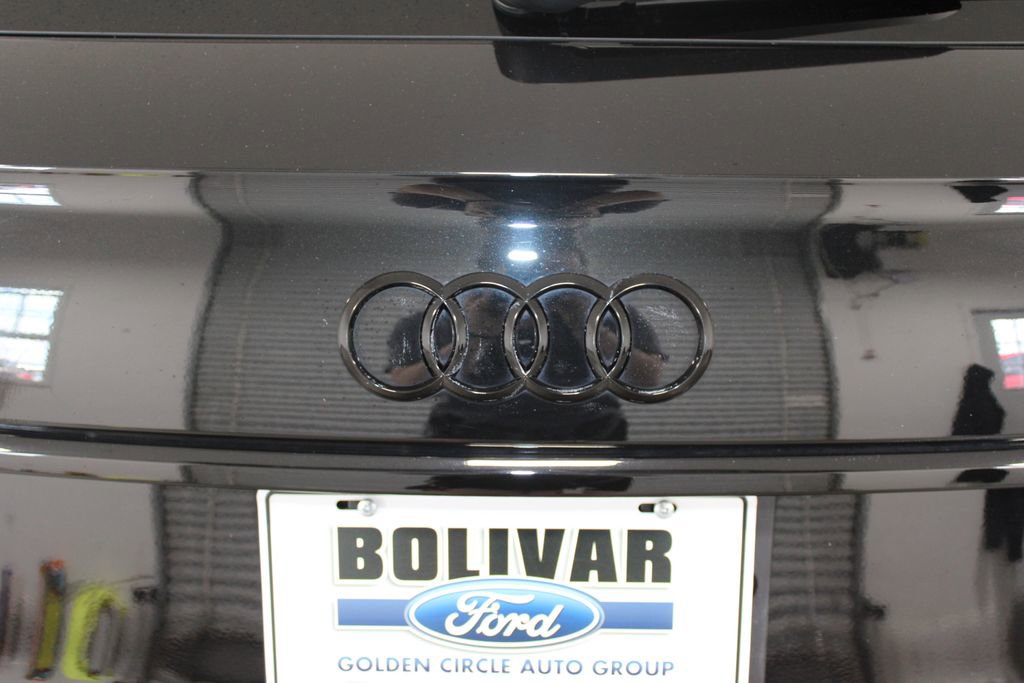 Used 2023 Audi SQ5 Premium Plus image 13