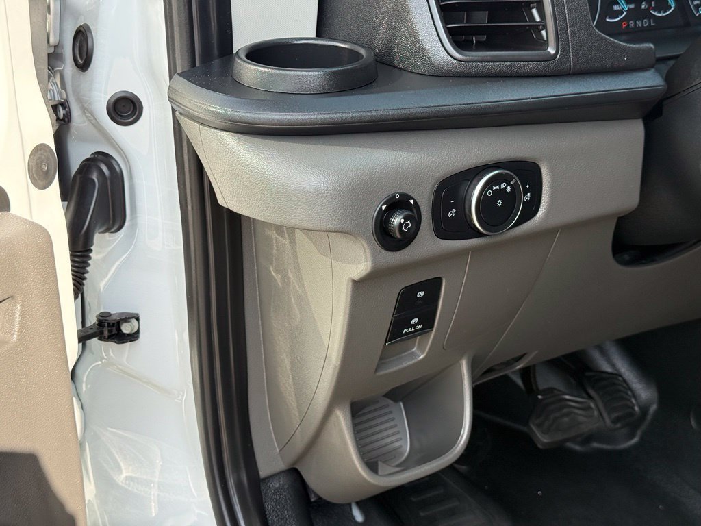 Certified 2023 Ford E-Transit Medium Roof RWD image 17