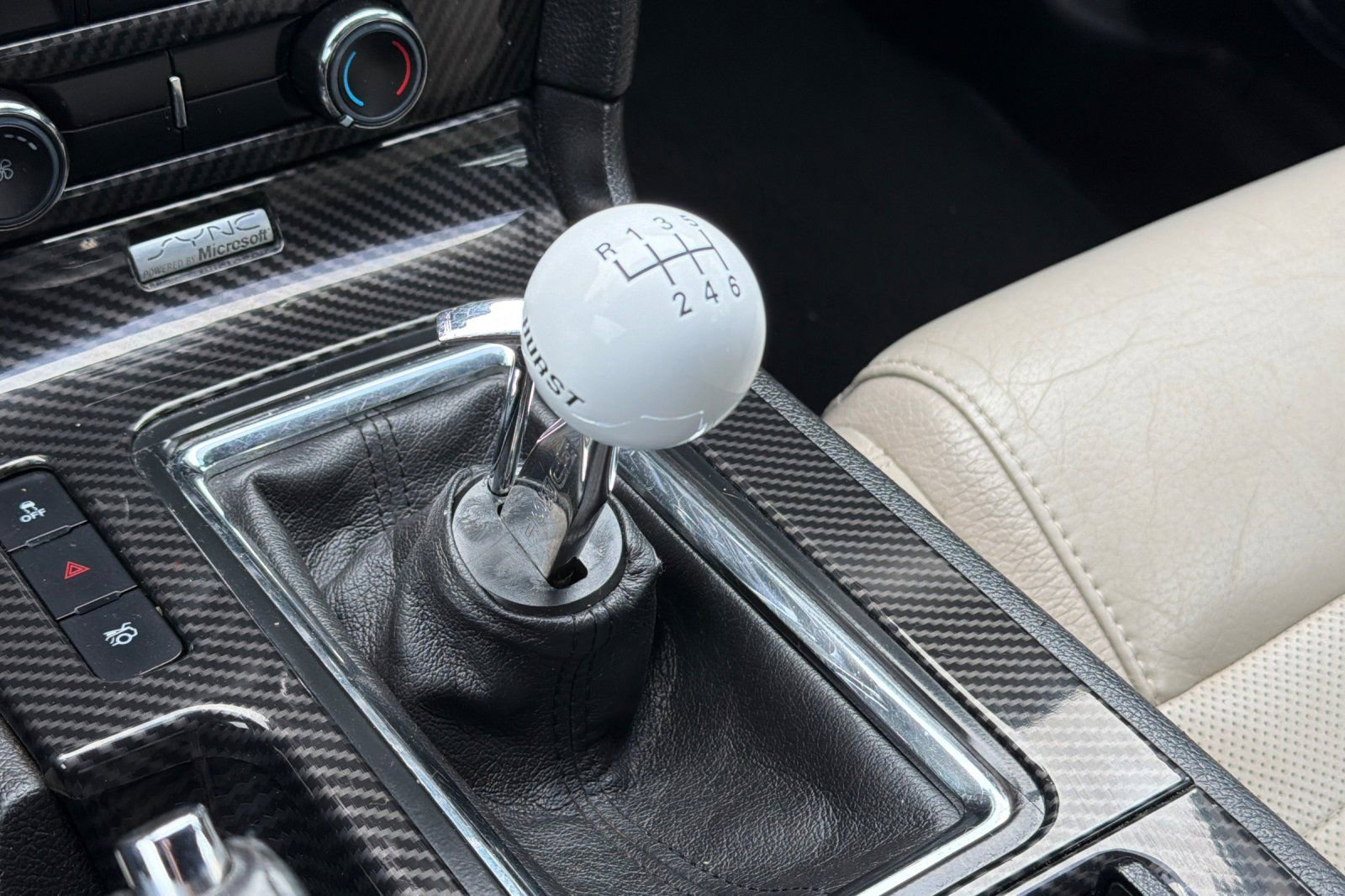 Used 2012 Ford Mustang GT Premium image 18