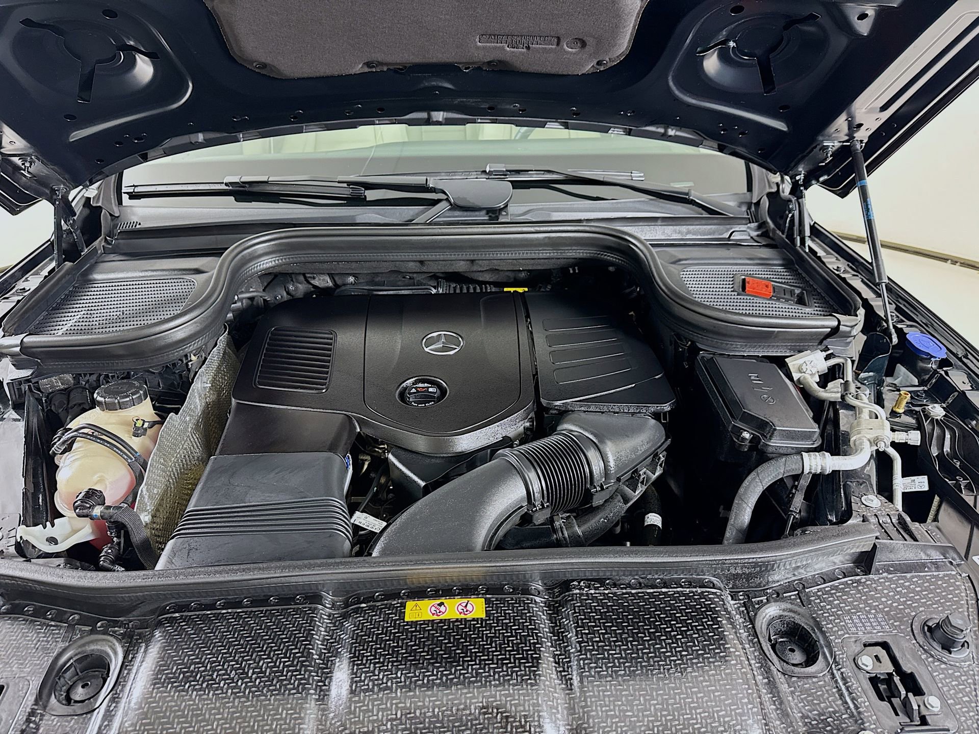 Certified 2024 Mercedes-Benz GLE 350 4MATIC image 33