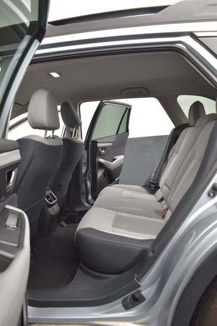 Used 2023 Subaru Outback Premium AWD/4WD image 8
