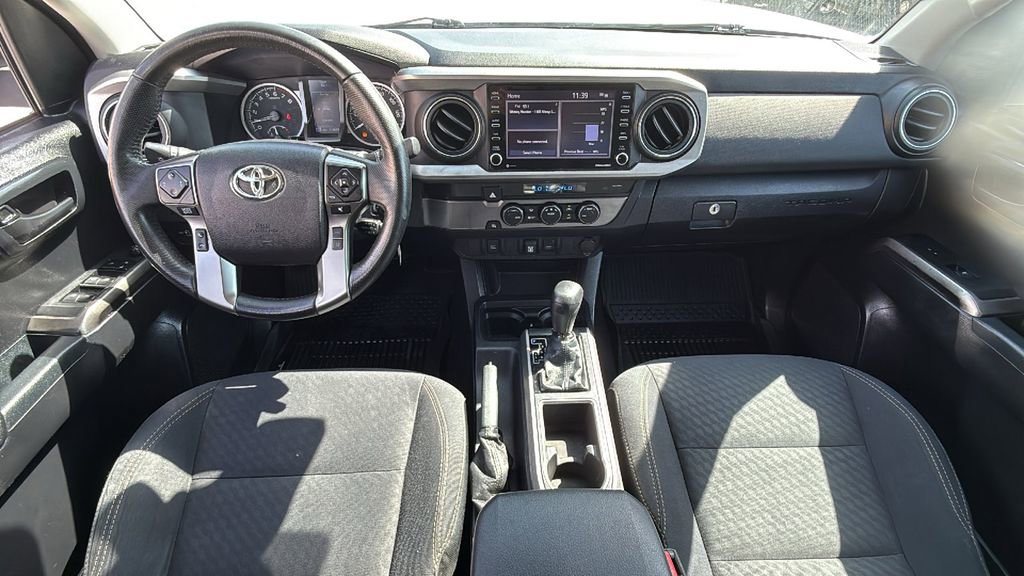 Used 2021 Toyota Tacoma SR5 w/ Trail Edition image 28