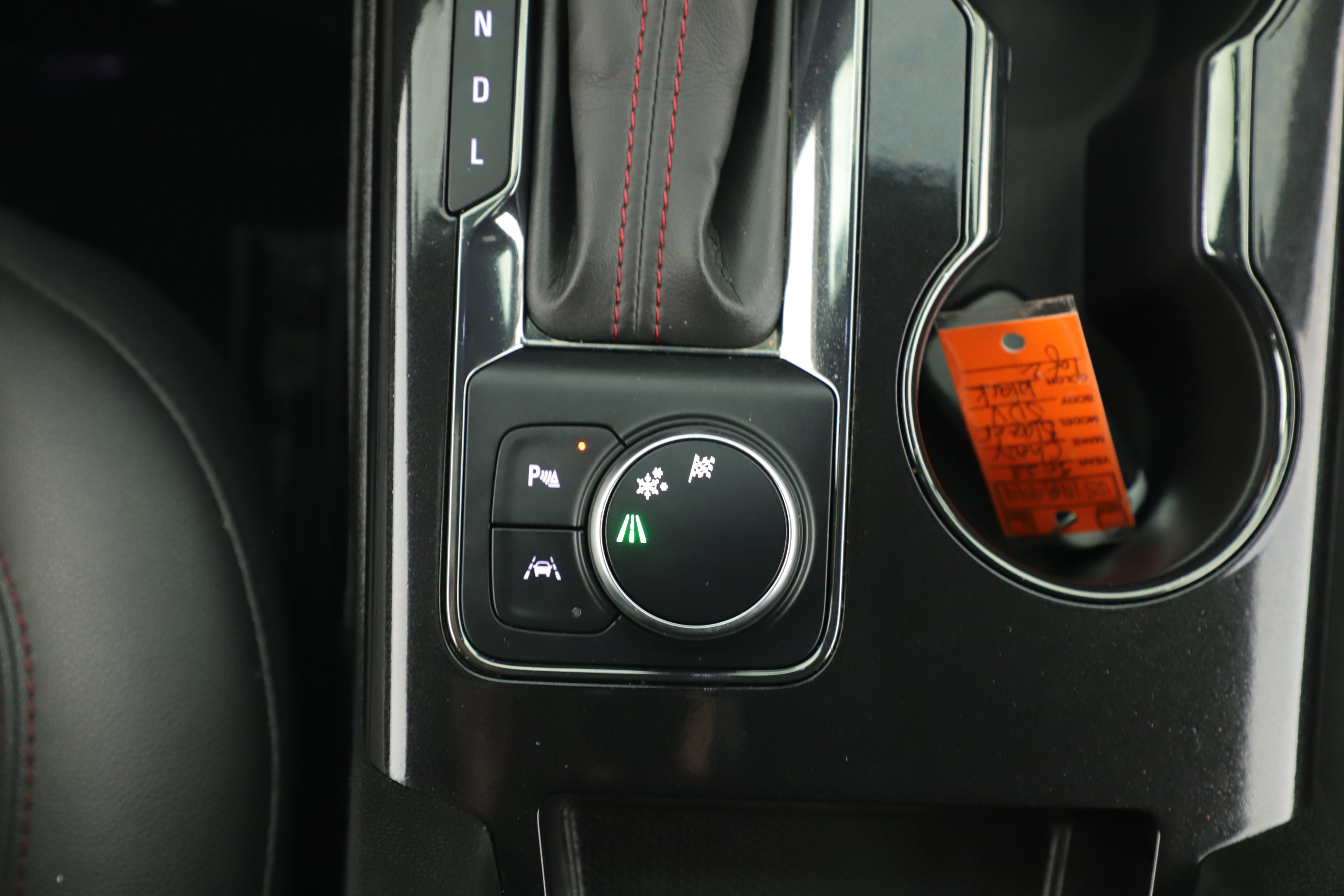 Used 2022 Chevrolet Blazer RS w/ Enhanced Convenience Package image 6