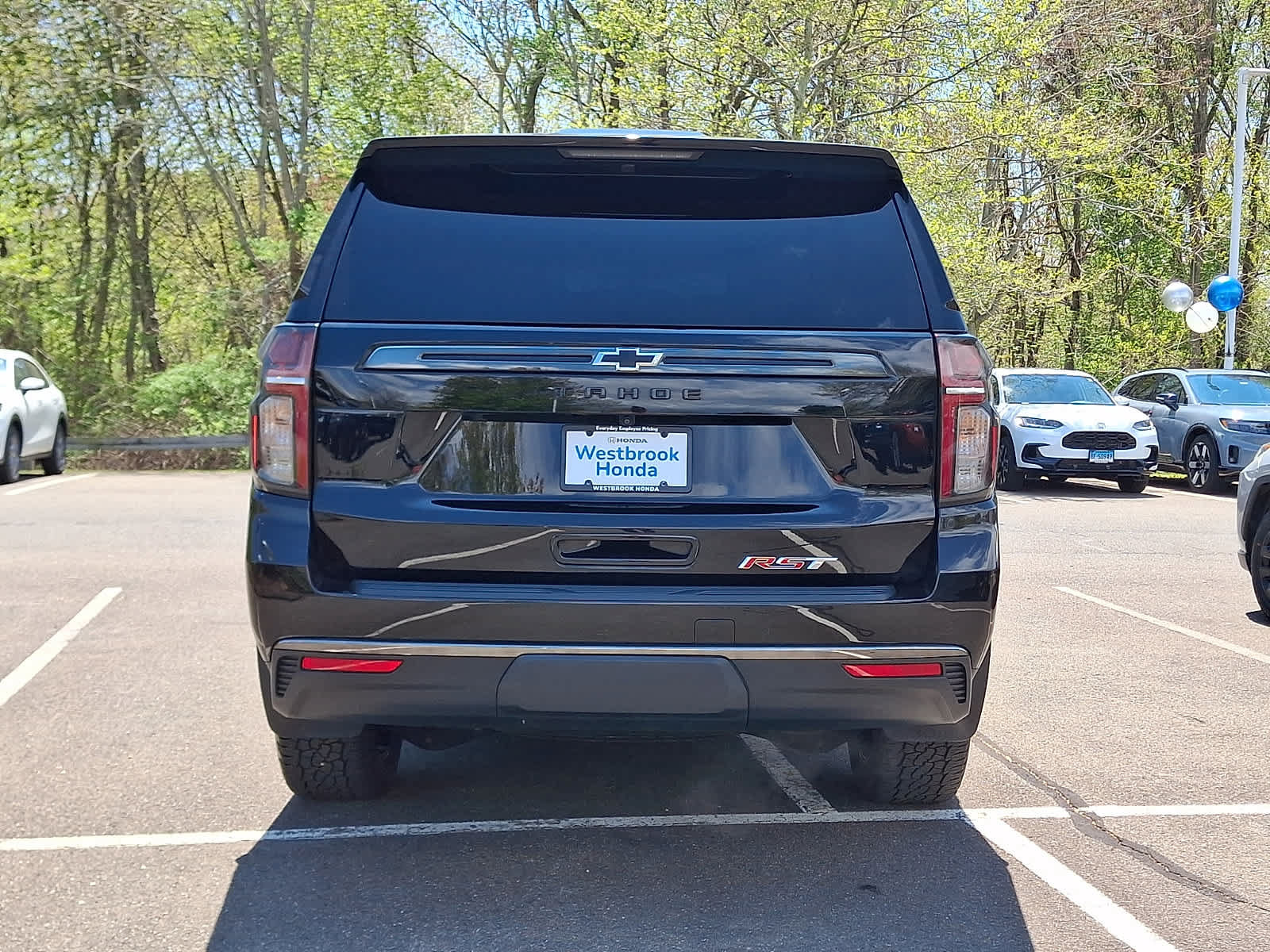Used 2022 Chevrolet Tahoe RST w/ Luxury Package AWD/4WD image 6